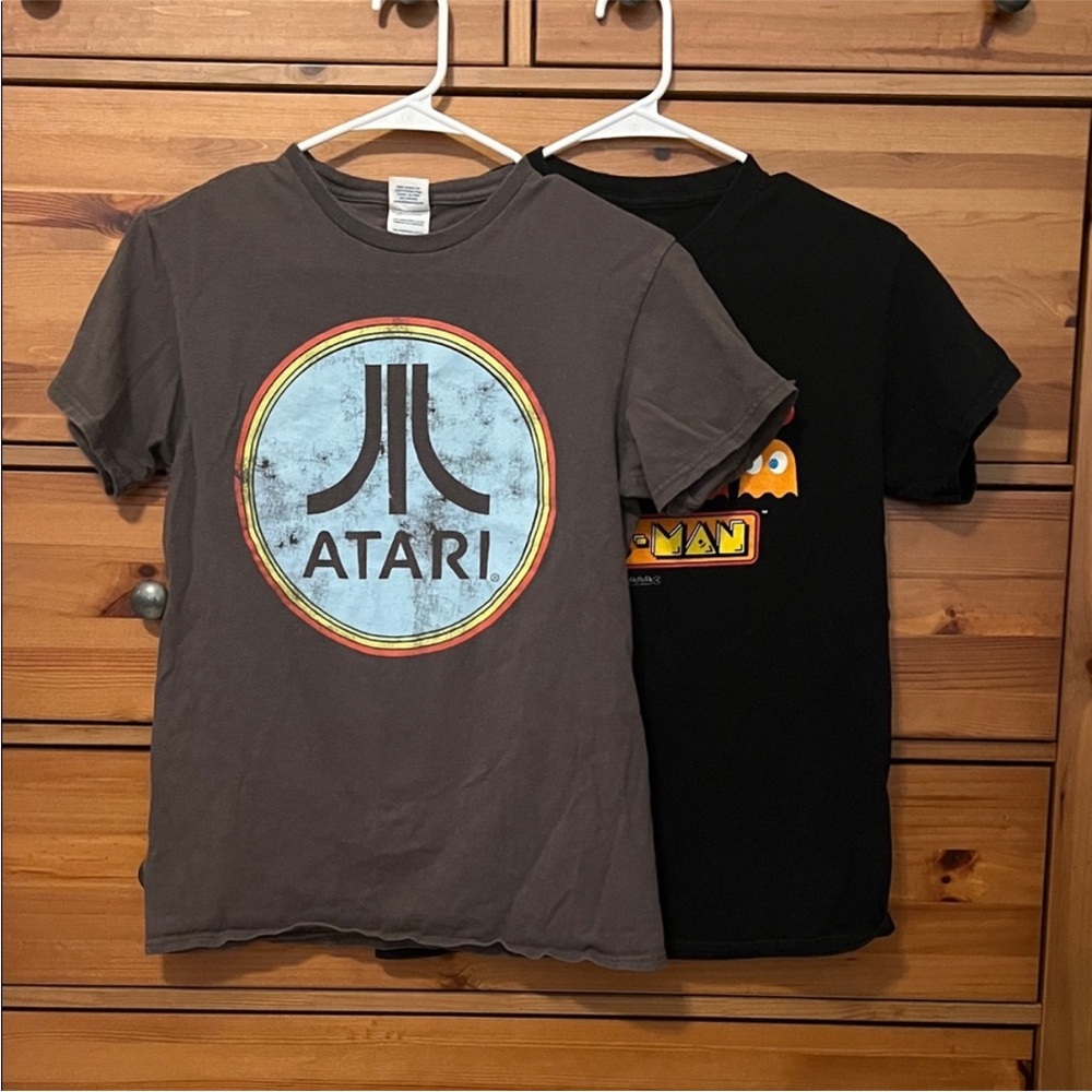 Retro 80’s Atari and PAC Man Black and Gray Graphic gamer T-Shirts men’s small